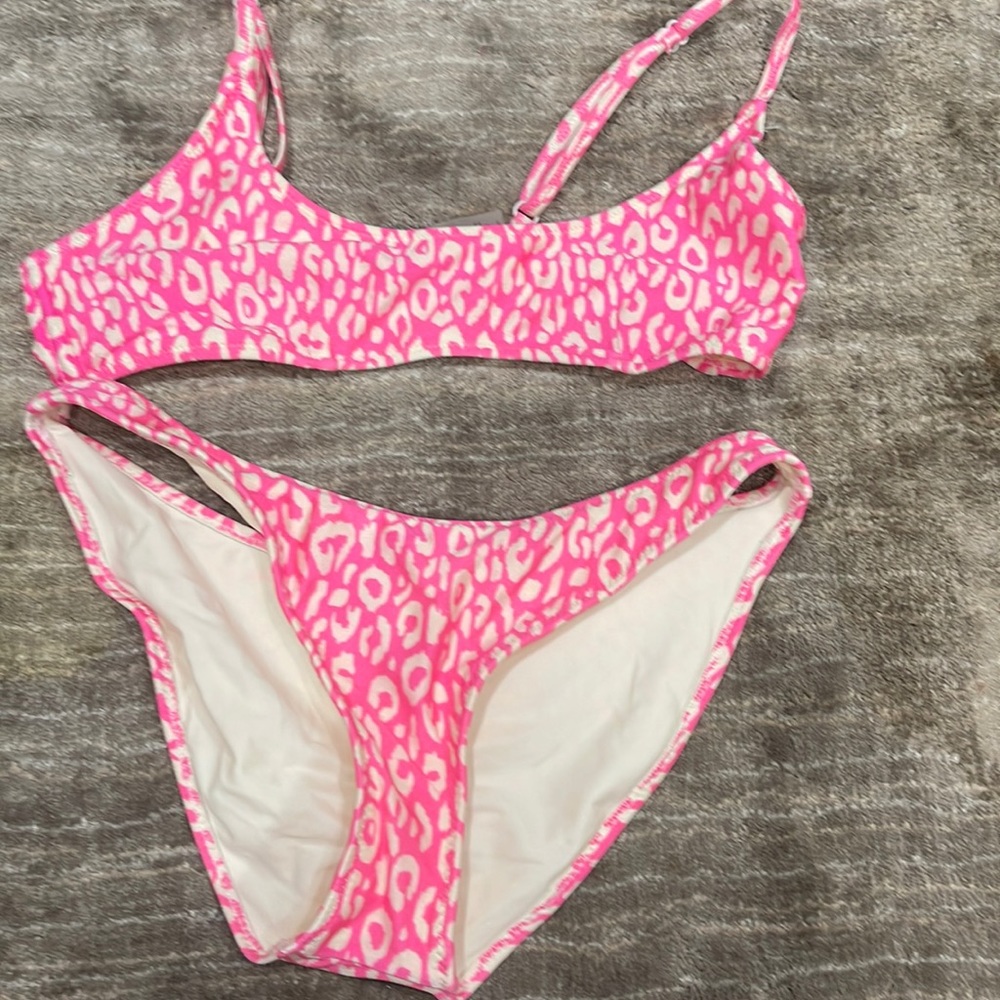 triangl cheetah print bikini